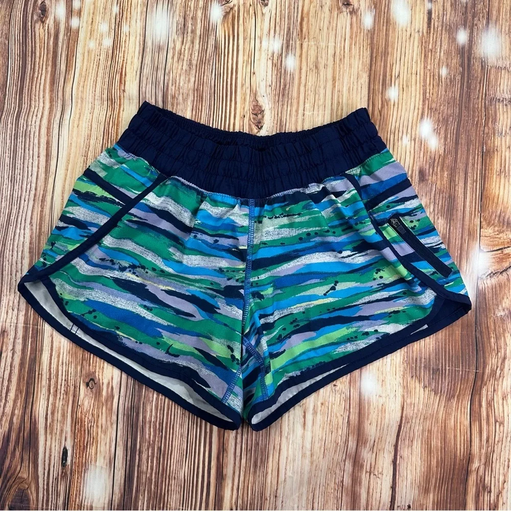 Lululemon Athletica Multicolor  Women's Shorts Size 4 / Zipper Pocket